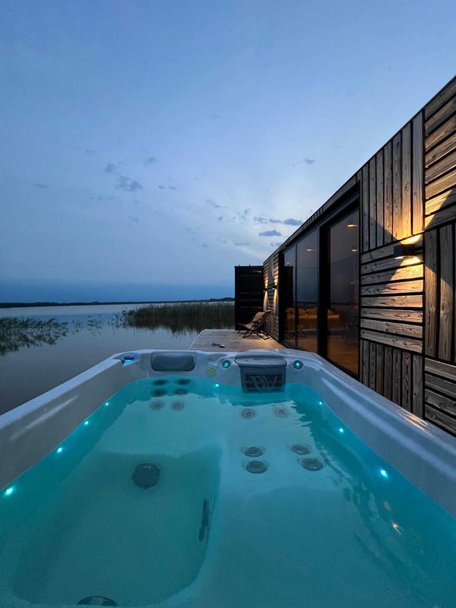 Zebrus Resort Zebras Muiža Zewnętrze zdjęcie